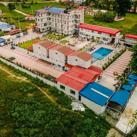 Quick 20 Riverside Hotel Amlekhganj Exterior foto